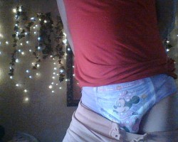 millie in minnie pampers!