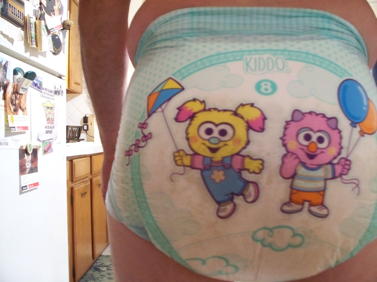<p>my diaper this morning soaked n a mess feels like wearing 20 lbs</p>