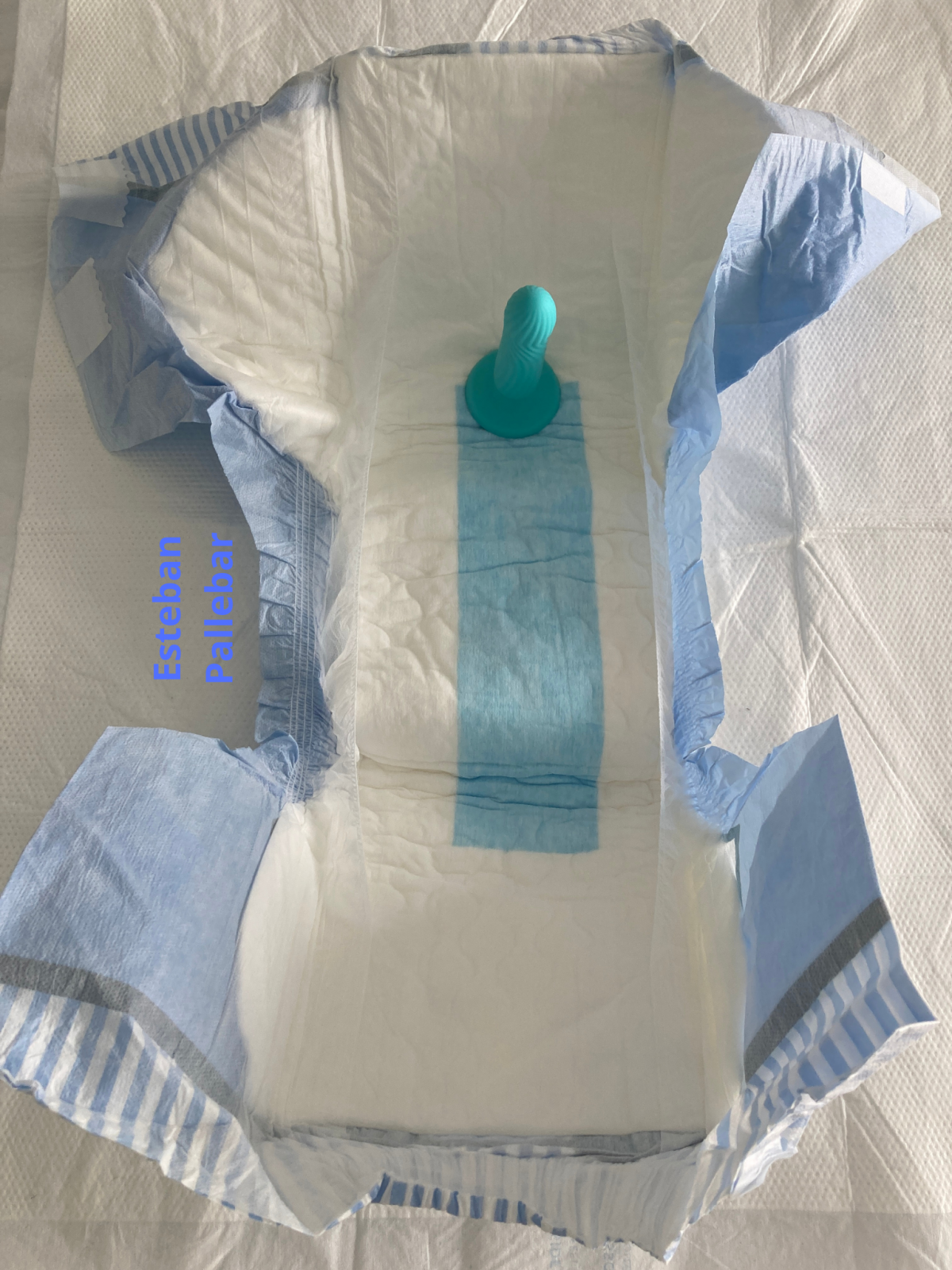 <p>Mom said: “Sit on it so I can fasten your diaper.”</p>