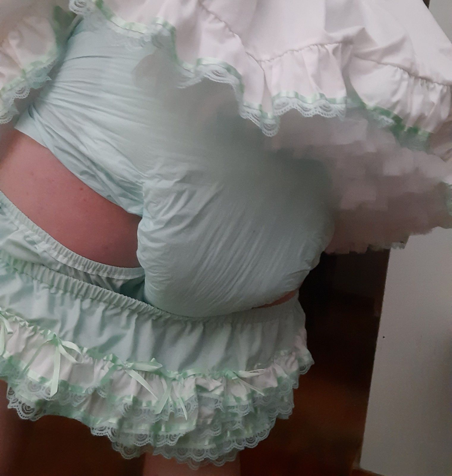 <p>My diapey matches my dress and cover!</p>