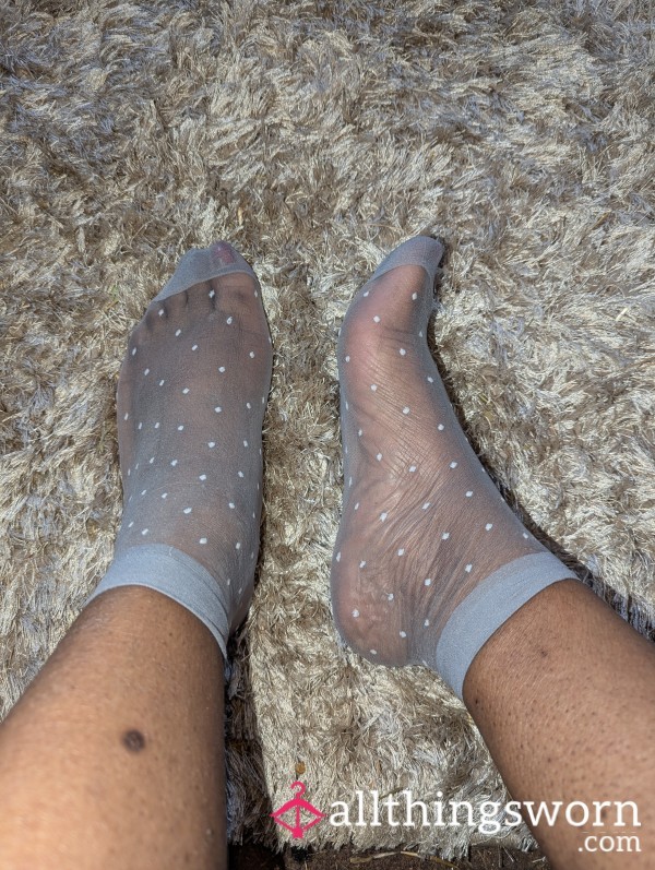 <p>Very stinky nylon socks order</p>