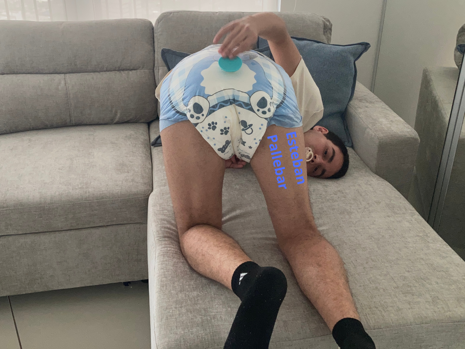 <p>That Plug it´s not just through doggy´s butthole</p>