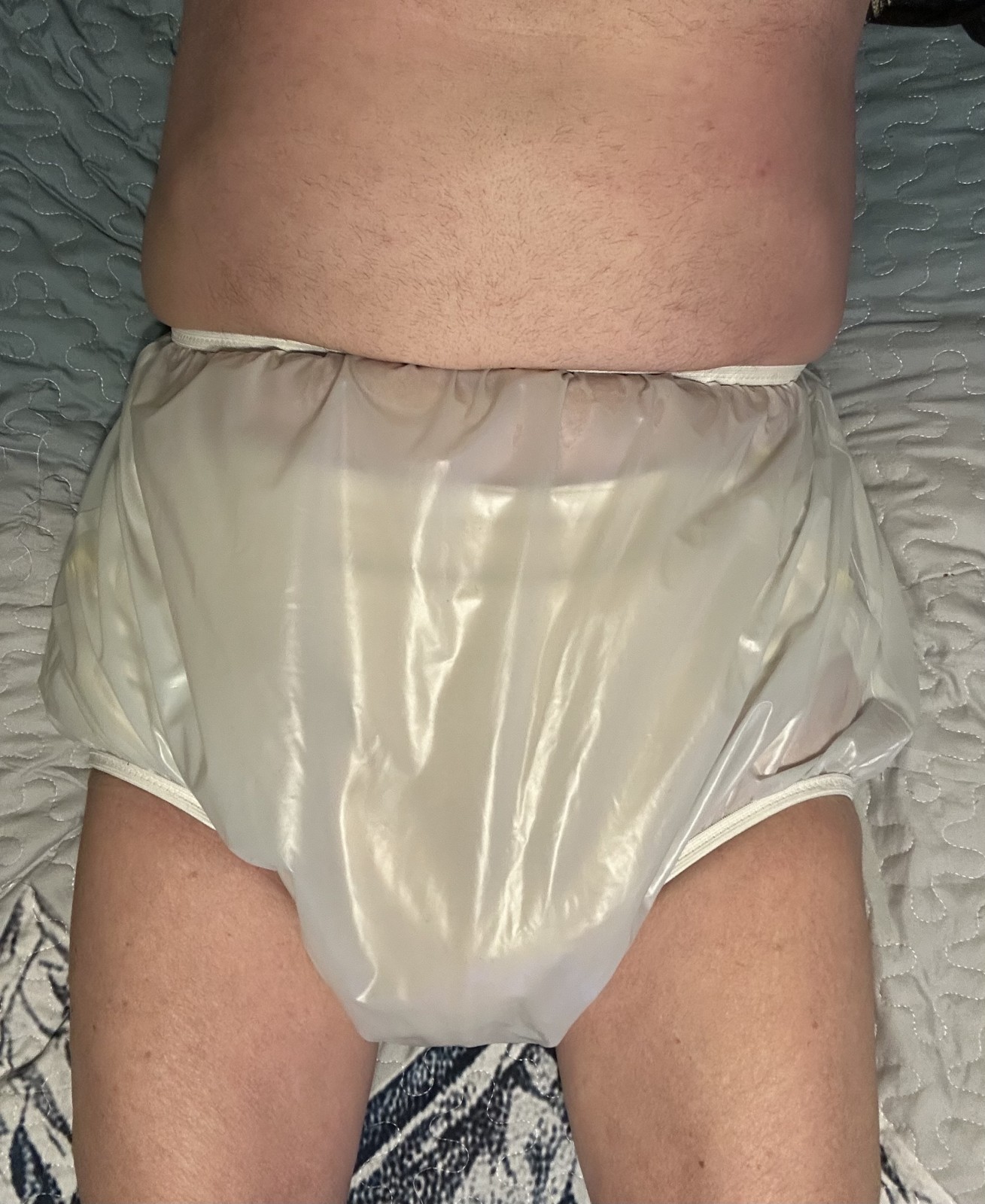 <p>Soaking wet morning diaper from a longtime bedwetter. I’ve been a bedwetter for years.</p>