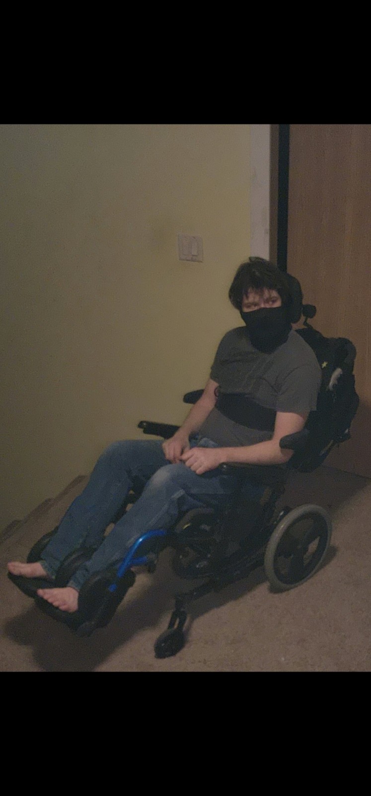 <p>Push me around in the public. It will be undercover baby so it will look normal</p>