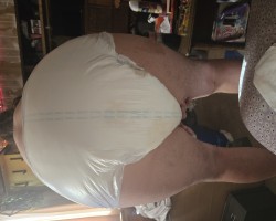 Catheter diaper bum