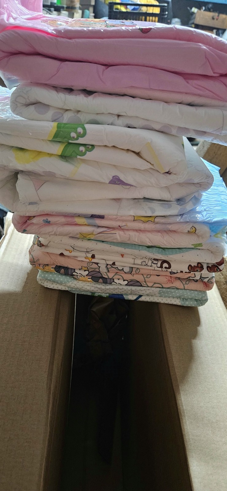 <p>Diapers</p>