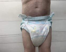 Baby in wet poopy afternoon diaper