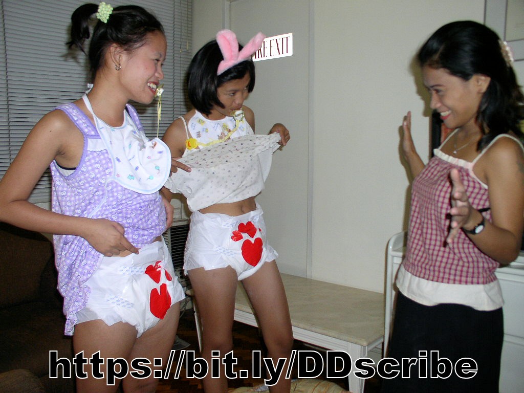 <p><a target="_blank" rel="nofollow" href="https://bit.ly/DDsubscriber">https://bit.ly/DDsubscriber</a></p><p>Added today: 128 photos of 2 diaper girls and their babysitter</p>